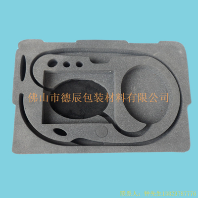 海綿內(nèi)托對各行各業(yè)產(chǎn)品起到絕緣、密封、防震、防塵、填充、隔音、固定，能夠保護(hù)包裝產(chǎn)品在運(yùn)輸過程中安然無恙，起到保護(hù)產(chǎn)品的一個(gè)作用，同時(shí)可以美化產(chǎn)品，提升產(chǎn)品檔次。